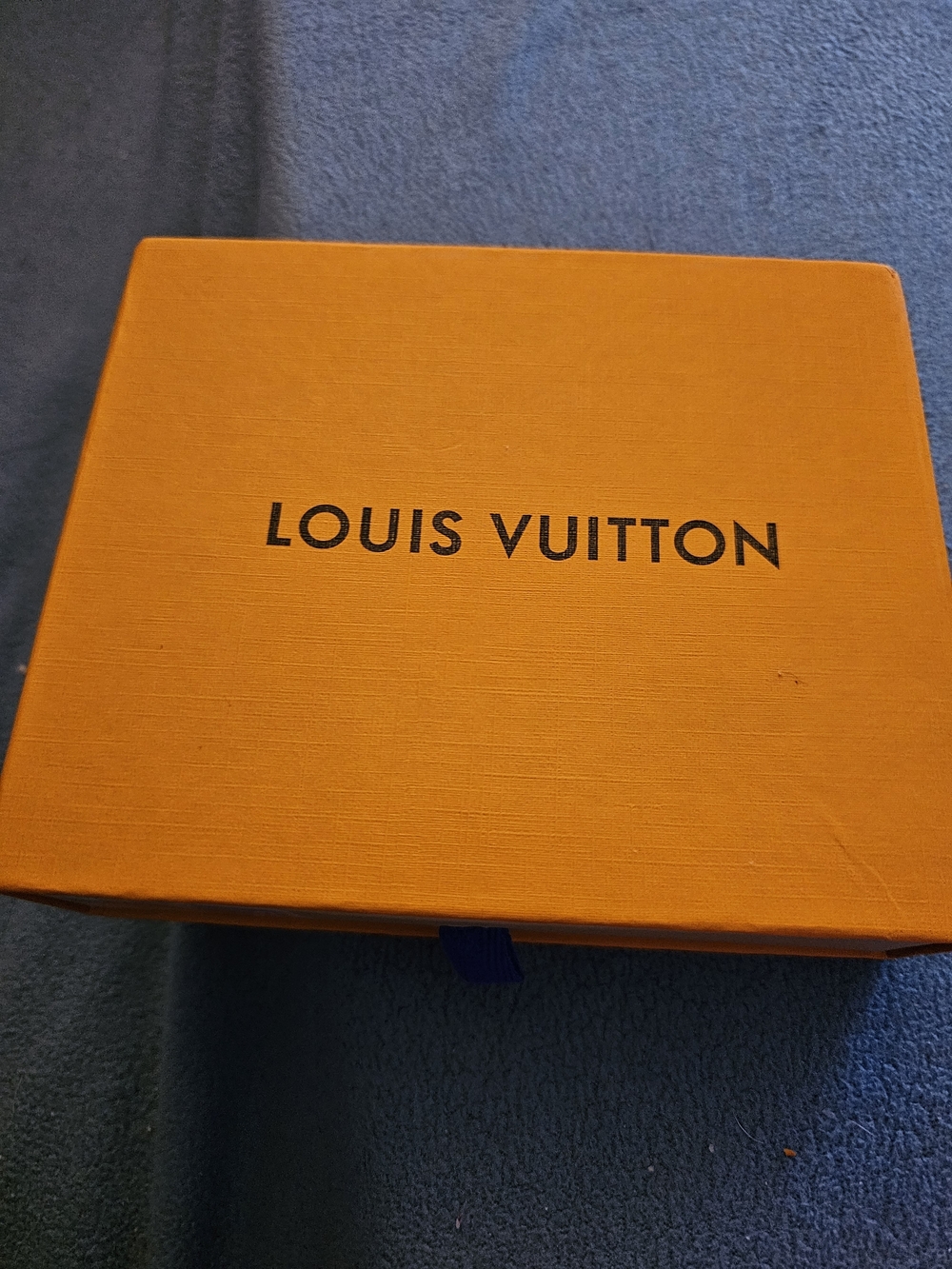 Louis Vuitton Black Monogram Shadow Bi-Fold Money Clip - Picture 4 of 16